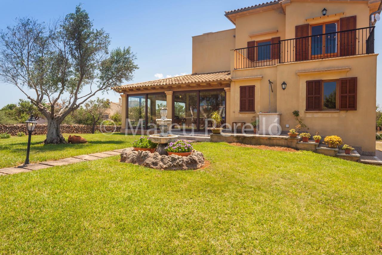 Villa Santa Eulalia カン・ピカフォルト エクステリア 写真